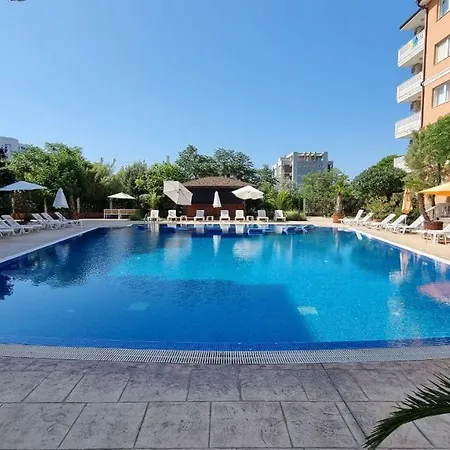 Sea Diamond 2 דירה *